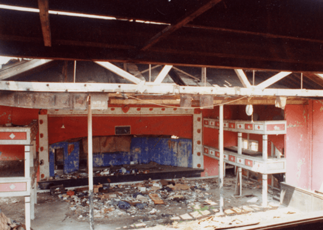 The Dreamland Ballroom in 1995 with no roof and debris