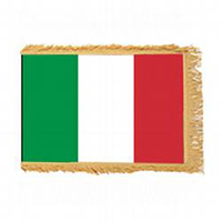 Italy Fringed Flag with Pole Hem