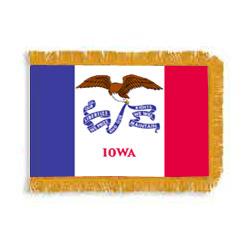 Iowa Fringed Flag with Pole Hem, FBPP0000010755